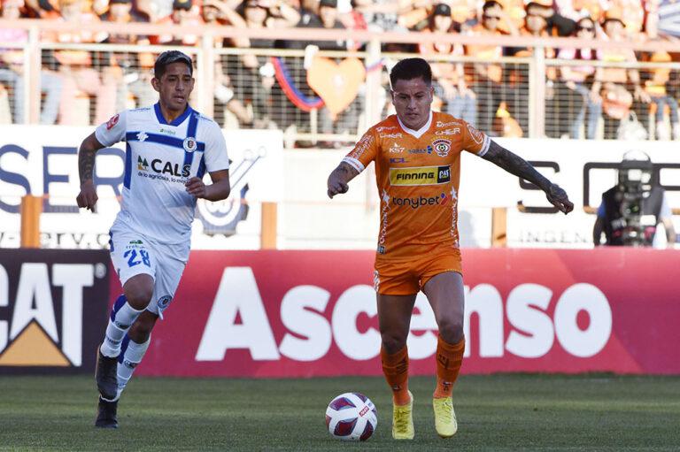 Deportes Santa Cruz cae ante Cobreloa en Calama